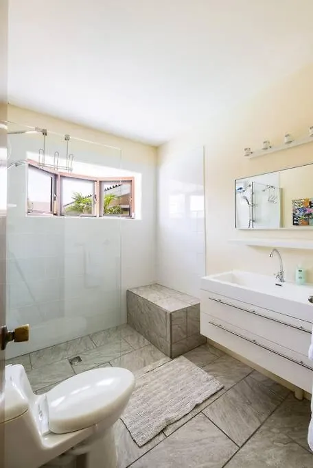 Bubali Villa - Just A 2-Minute Drive To Eagle Beach Palm Beach